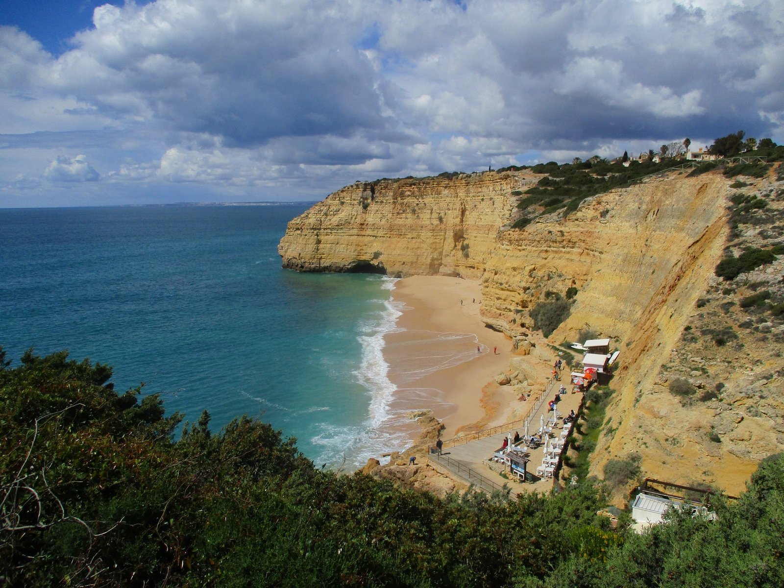 Praia do Vale de Centeanes