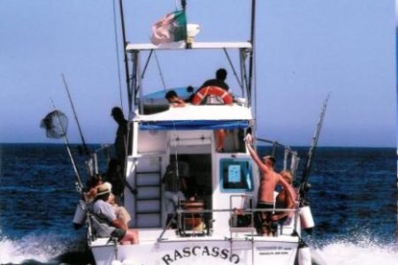 Tuna and Dorado Fishing Boat Trip with Gear, Quarteira