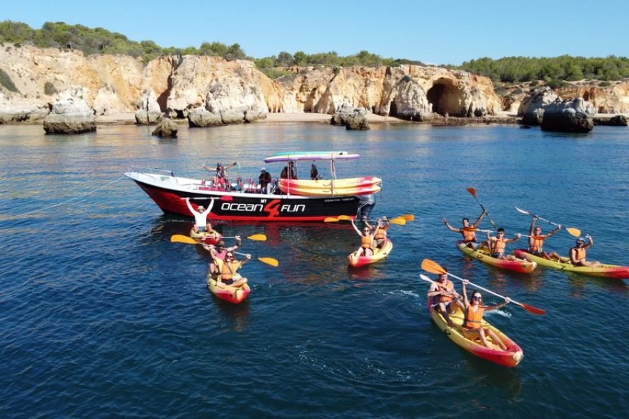 Carvoeiro : Kayak Tour in Benagil Caves from the beach