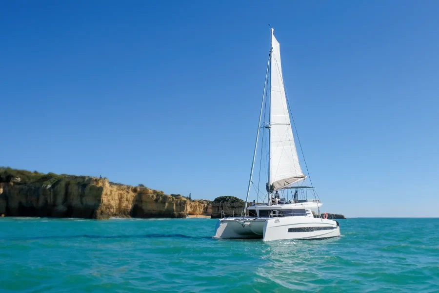 Albufeira : Half-day Private Catamaran Charter in the Algarve
