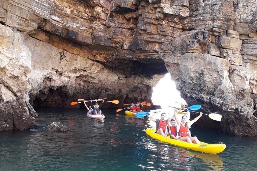 Salema : Local Caves Kayak Tour - Explore Hidden Grottos