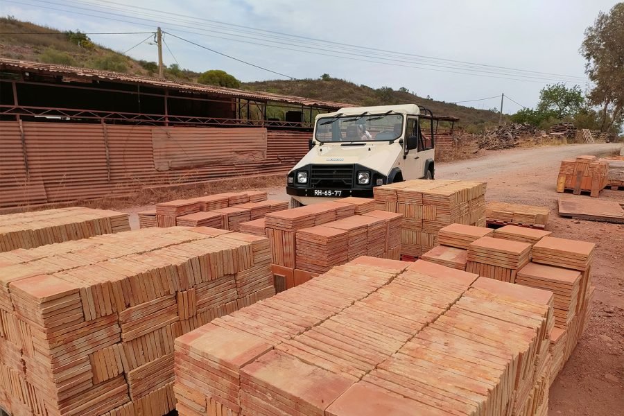 Tavira : Jeep Tour - Traditional Ceramics ( Terracota)
