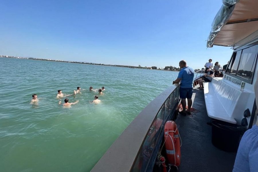 Vila Real Santo António : A Boat Cruise on the Guadiana River and Jeep Safari Tour