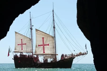 From Portimão: All Day- Benagil Caves Expedition Tour – Pirate Ship